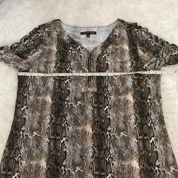 Always Indigo animal print zip blouse size XL - Picture 4 of 6